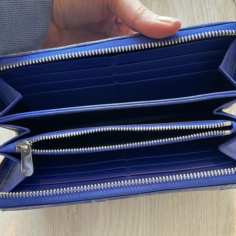 Christian Dior Wallet - Picture 2 of 7
